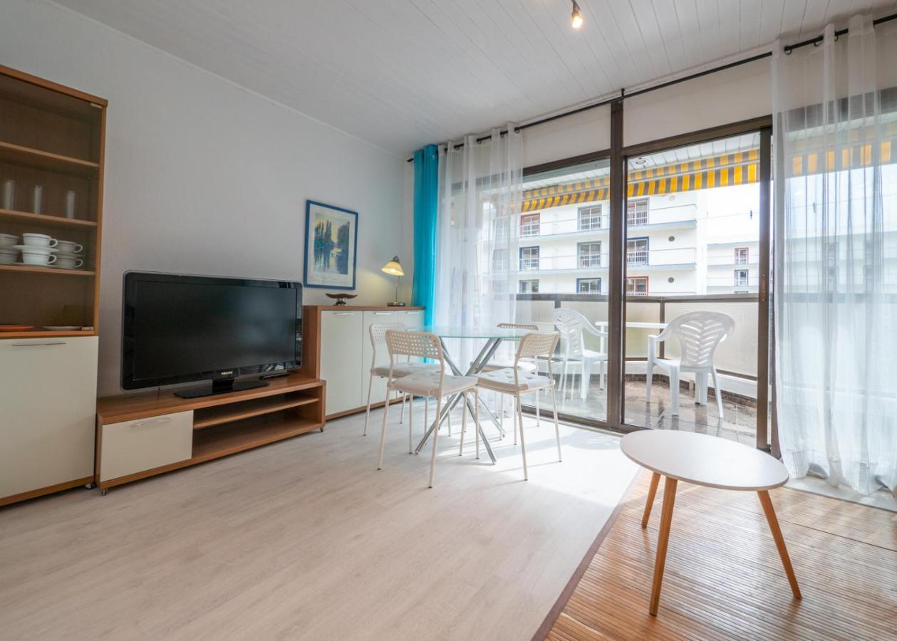 HomeHolidaysRentals Brizna Malgrat de Mar Buitenkant foto