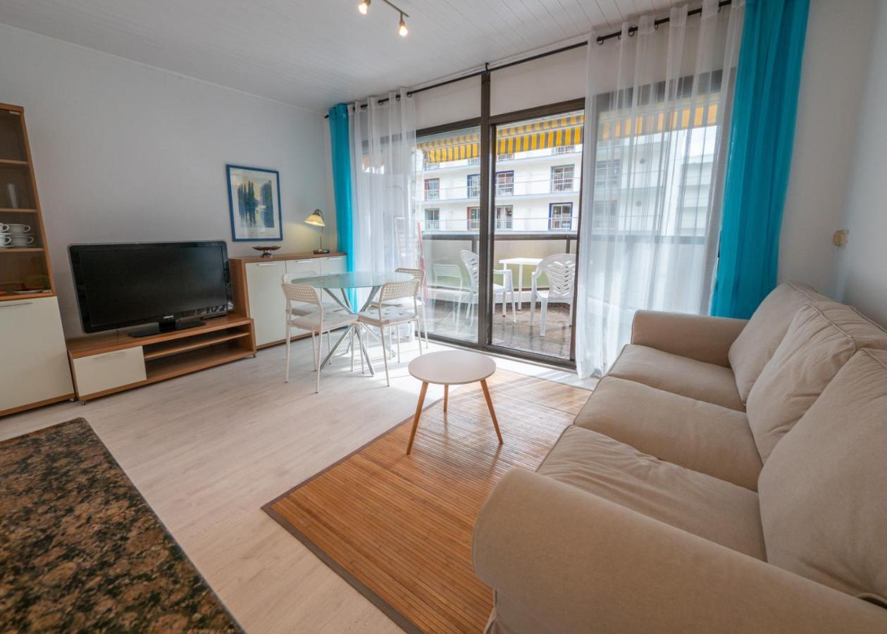 HomeHolidaysRentals Brizna Malgrat de Mar Buitenkant foto