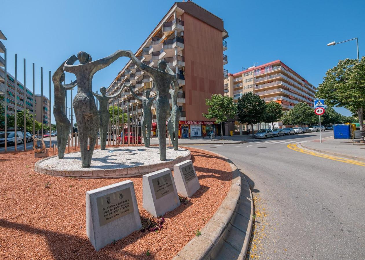 HomeHolidaysRentals Brizna Malgrat de Mar Buitenkant foto