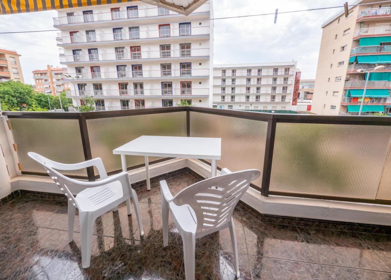 HomeHolidaysRentals Brizna Malgrat de Mar Buitenkant foto