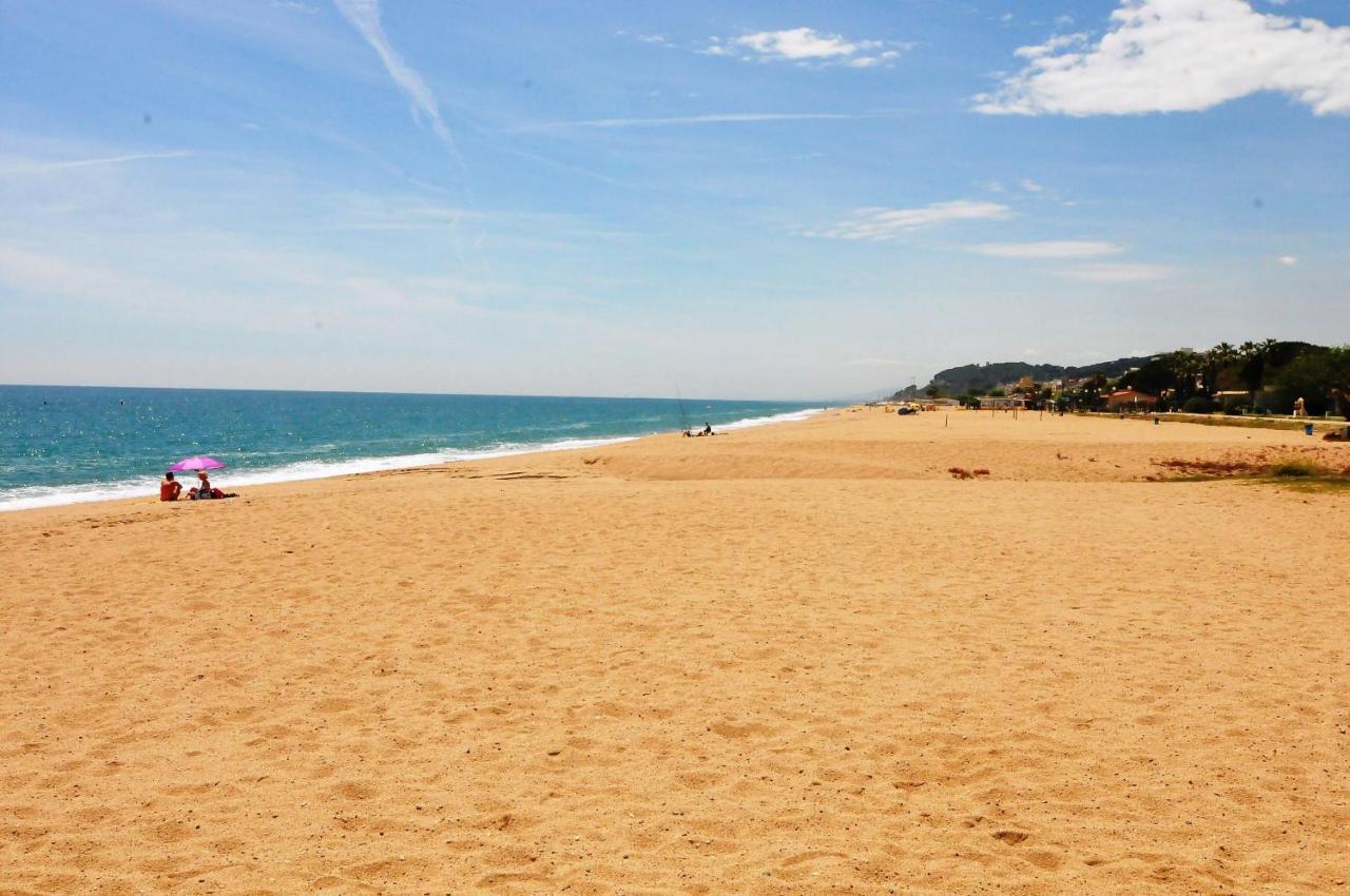 HomeHolidaysRentals Brizna Malgrat de Mar Buitenkant foto